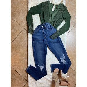High waisted jeans